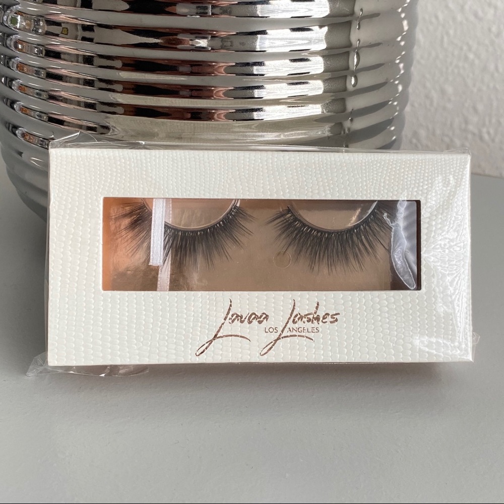 NEW! Lavaa Lashes in CHARM Faux Mink